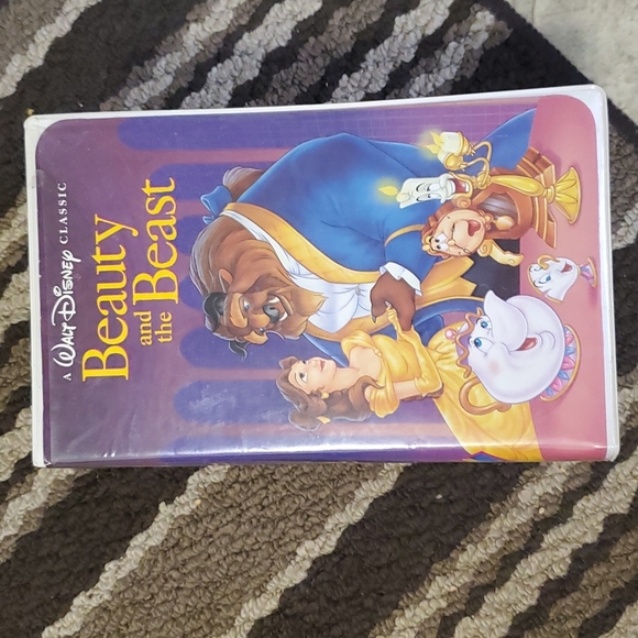 VINTAGE BLACK DIAMOND DISNEY CLASSIC VHS 📼 MOVIES...11 TOTAL. GOOD CONDITION. - Picture 9 of 17